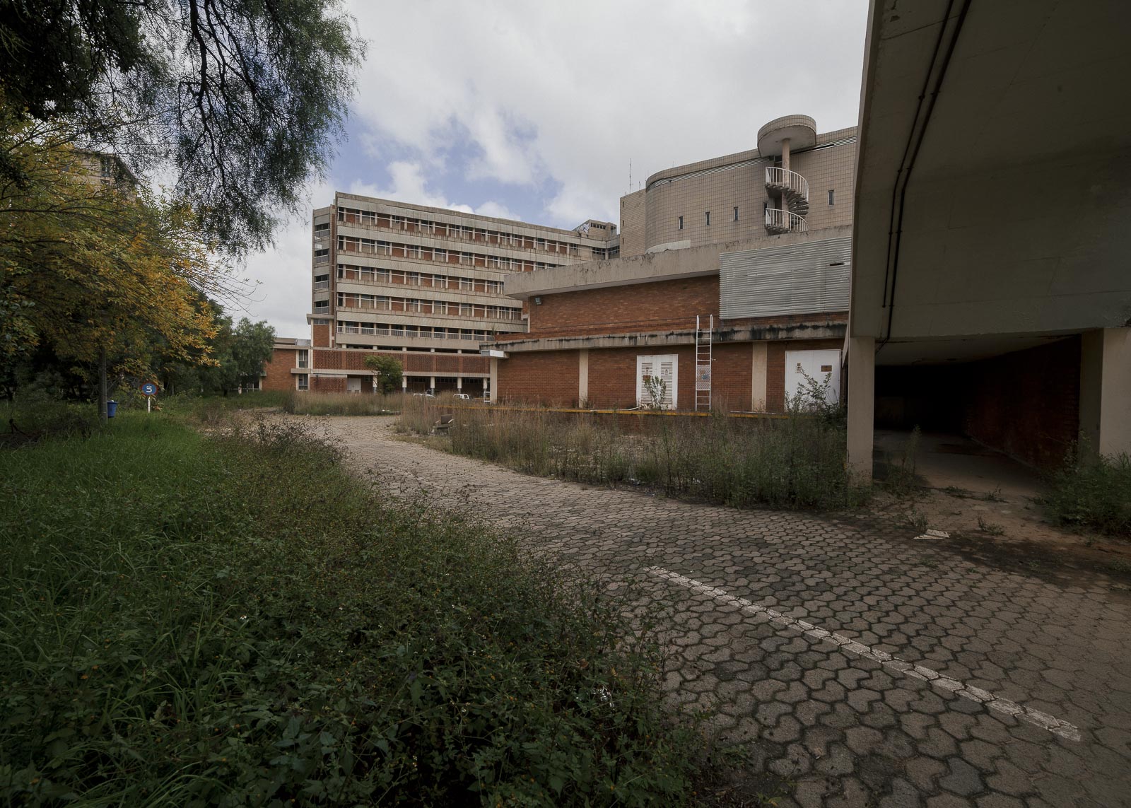 Kempton Park Hospital, Gauteng — frame 07